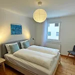 Su48 - Echtholz, 110m2, Sport, Erholung, Mit Garage