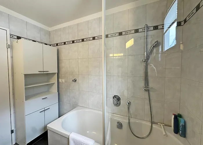 Su48 - Echtholz, 110m2, Sport, Erholung, Mit Garage *