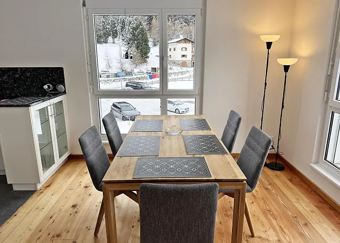 Su48 - Echtholz, 110m2, Sport, Erholung, Mit Garage アパート