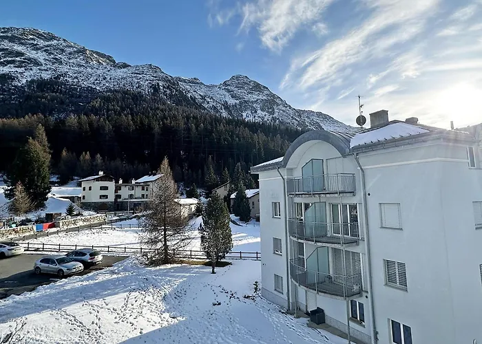 Su48 - Echtholz, 110m2, Sport, Erholung, Mit Garage アパート サンモリッツ