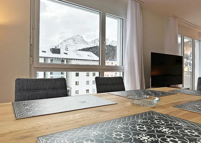 Su48 - Echtholz, 110m2, Sport, Erholung, Mit Garage * サンモリッツ