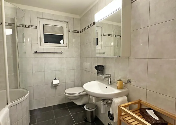 Su48 - Echtholz, 110m2, Sport, Erholung, Mit Garage *