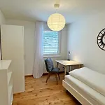 Su48 - Echtholz, 110m2, Sport, Erholung, Mit Garage