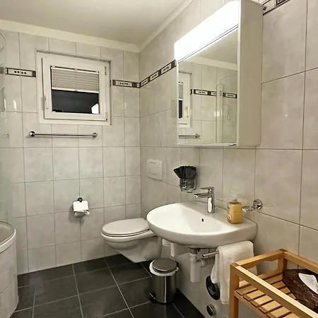 Echtholz, 110m2, Sport, Erholung, Mit Garage - Su48 *